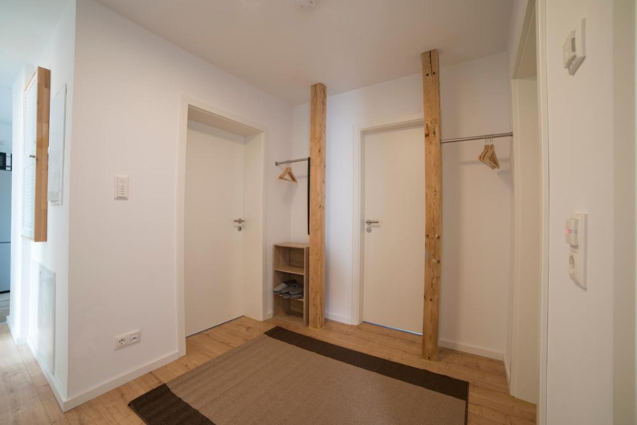Schoene Grosse Ferienwohnung 79M2 Und 2 Baeder, Zentrumnah, 2Og Эрфурт Экстерьер фото